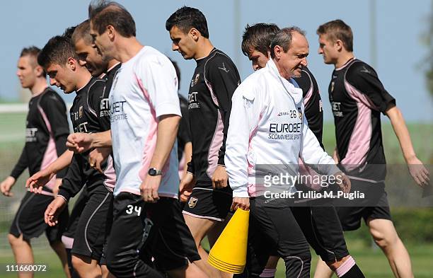 Delio Rossi coach of Palermo looks on during a Palermo training session at Tenente Carmelo Onorato Sports Center on April 5, 2011 in Palermo, Italy.
