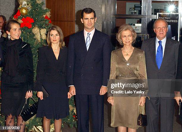 Infanta Elena, Letizia Ortiz Rocasolano, Felipe of Spain, Queen Sofia and King Juan Carlos