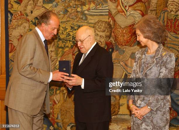 King Juan Carlos, Mstislav Rostropovich and Queen Sofia of Spain