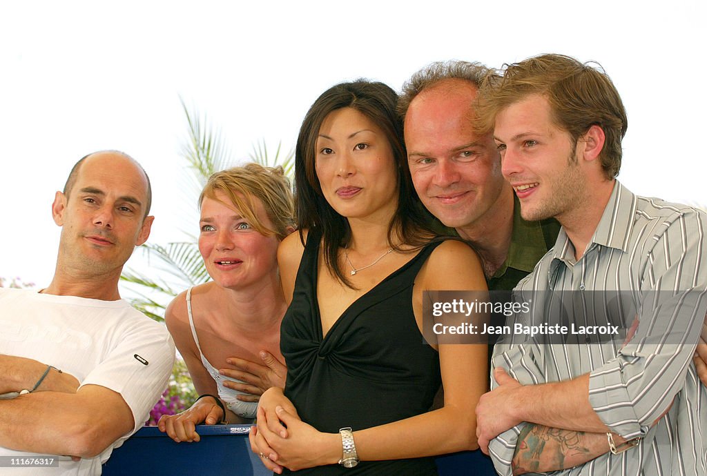 2004 Cannes Film Festival - "Poids Leger" Photocall