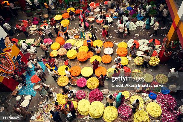 city flower market - bangalore imagens e fotografias de stock