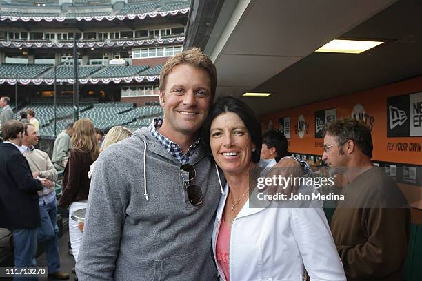 Sean Inkster Sean Estes Photos and Premium High Res Pictures - Getty Images