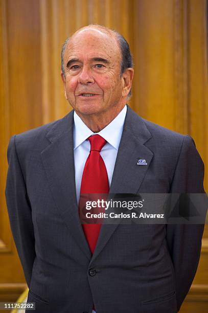 President of Spanish "Banco Santander" bank Emilio Botin, member of "Colegios del Mundo Unido" Foundation at Zarzuela Palace on April 6, 2011 in...