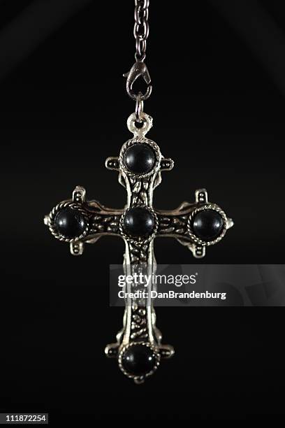 cross, nahaufnahme - a cross necklace stock-fotos und bilder