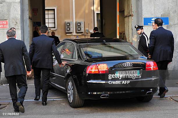 Italian Bodyguards 77 Mediatrade Stock Photos, High-Res Pictures, and Images - Getty Images