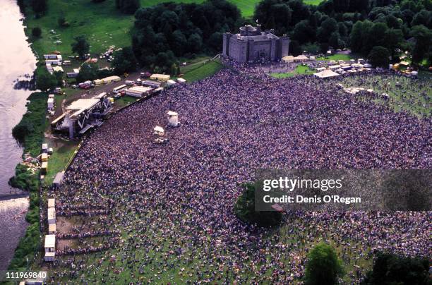 Queen Slane Arial View Concert Venue Photos and Premium High Res Pictures - Getty ...