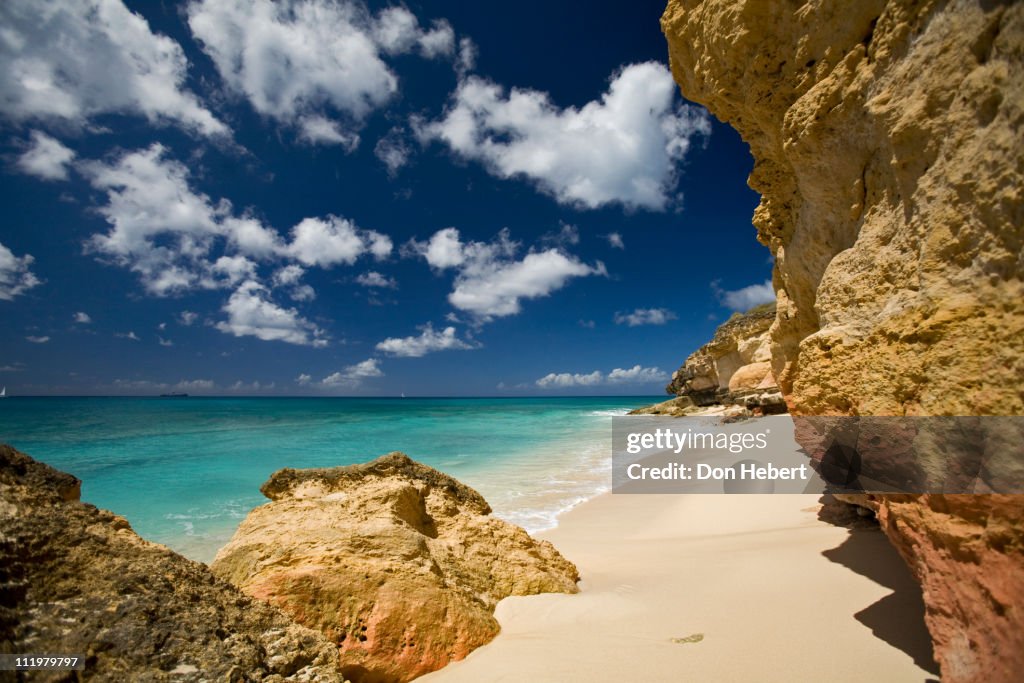 Cupecoy Beach / Rocks