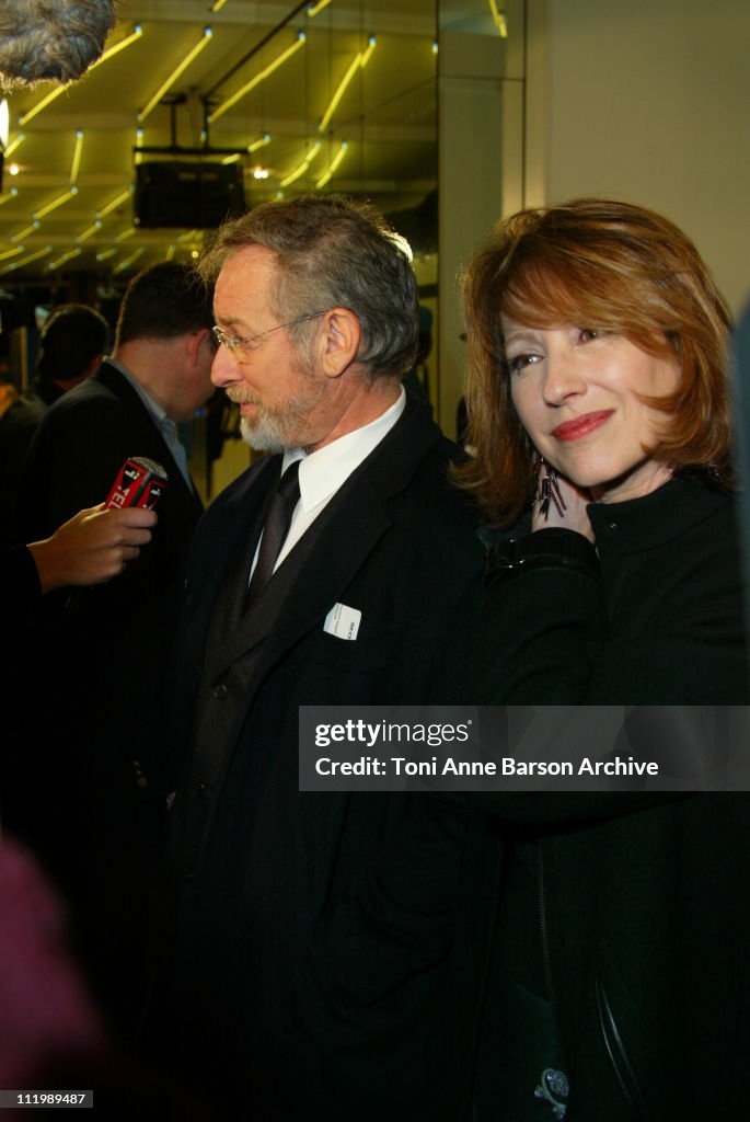 "Catch Me If You Can" Premiere - Paris