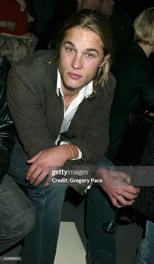 Travis Fimmel, Calvin Klein Model who will be starring in a new WB... Photo  d'actualité - Getty Images