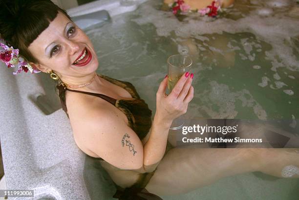 2004 Park City - The "Exotic Dance" troupe, News Photo