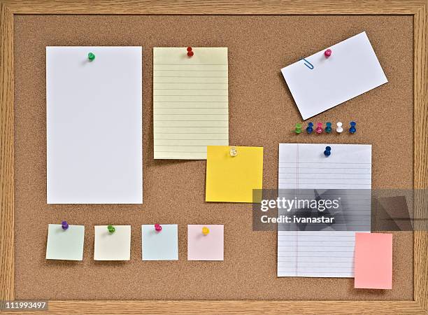 cork board with pinned blank notes - bulletin board stock pictures, royalty-free photos & images