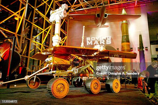 Disney Time Rover Model 3,239 Walt Disney Museum Stock Photos, High-Res Pictures, and Images ...
