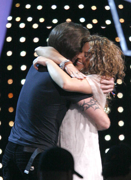 Juanes and Shakira during 2006 Premio Lo Nuestro - Awards Show at American Airlines Arena in Miami, Florida, United States.