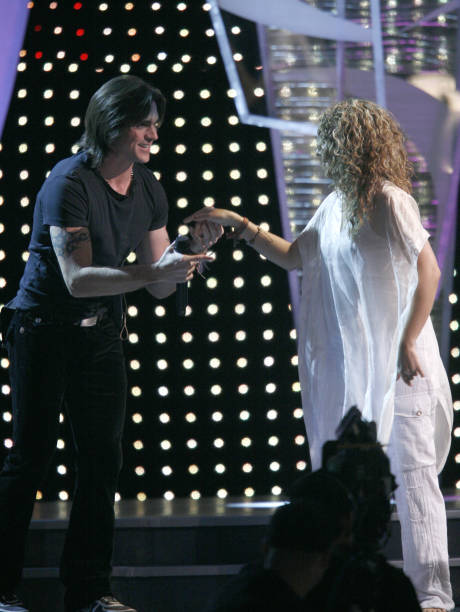 Juanes and Shakira during 2006 Premio Lo Nuestro - Awards Show at American Airlines Arena in Miami, Florida, United States.
