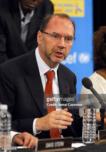 Dr. Peter Piot, Executive Director and Under Secretary General of the United Nations