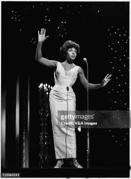 Shirley Bassey, performs on TV show, full length, 1963.