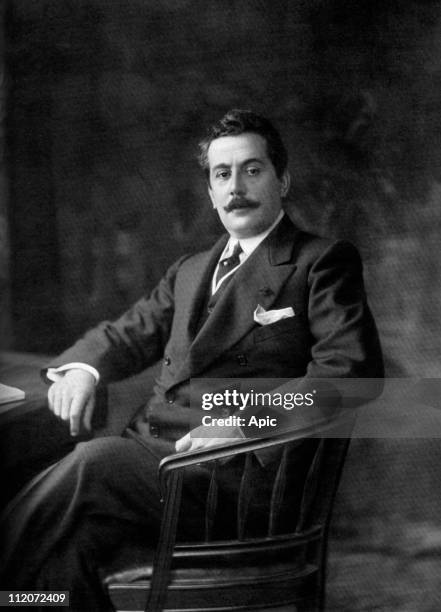 Giacomo Puccini italian composer, photo by Boisonnas and Taponier 1907.