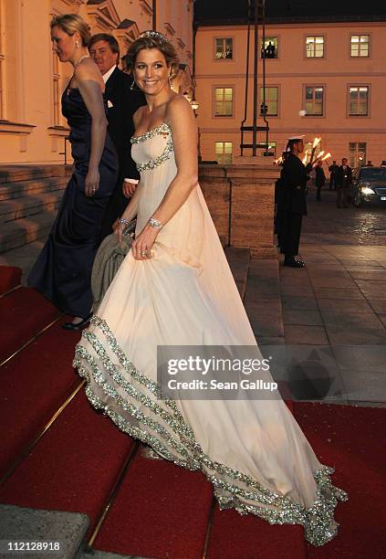 Princess Maxima of the Netherlands arrives at a state banquet given in honour of the visiting Dutch royals at Bellevue Presidential Palace on April...