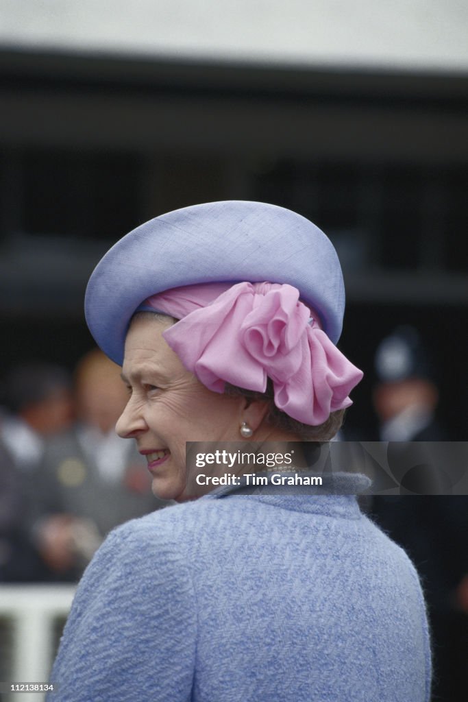 The Queen At The Derby