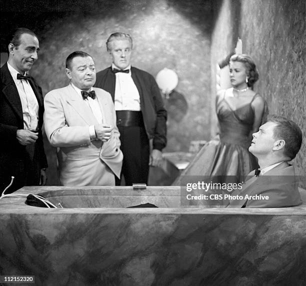 Production of 'Casino Royale' featuring Peter Lorre as Le Chiffre, Barry Nelson as James Bond and in background, Linda Christian as Valerie Mathis....