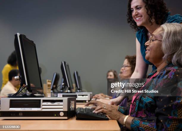 Public Library Computer Lab Photos and Premium High Res Pictures ...