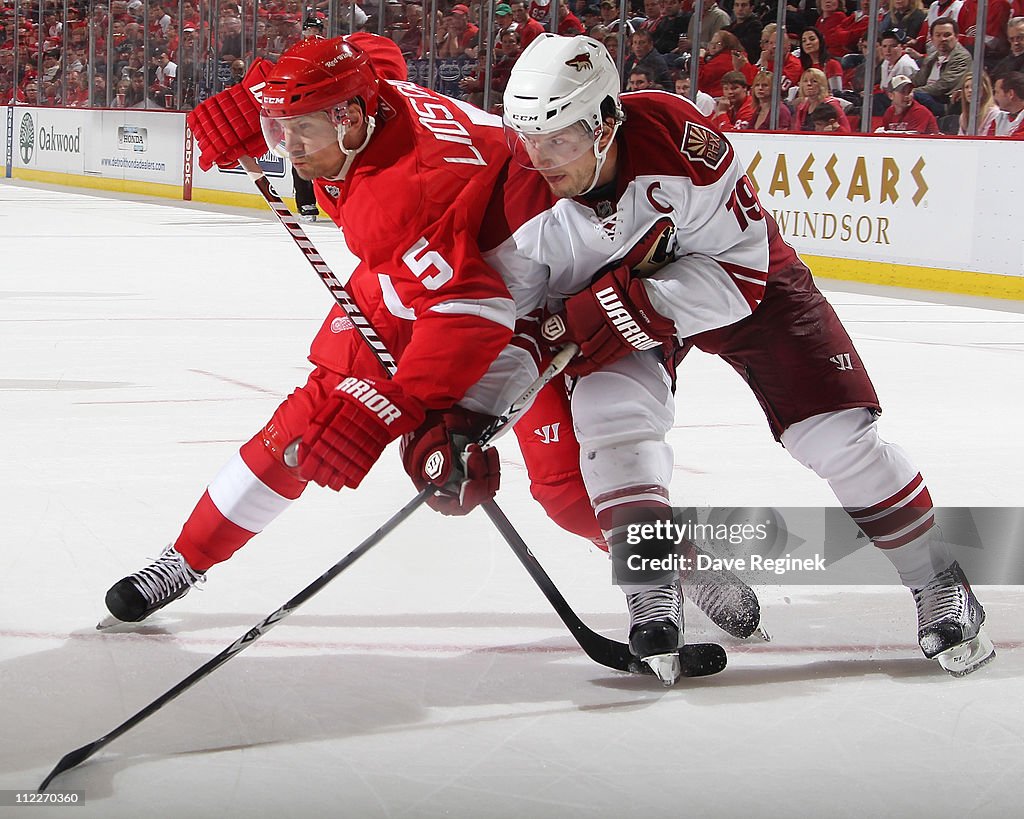 Phoenix Coyotes v Detroit Red Wings - Game Two