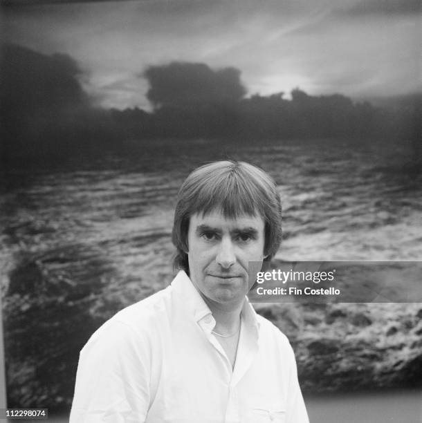 Singer-songwriter Chris de Burgh posed at Farmyard Studios in Buckinghamshire, England for the cover session of his LP 'The Getaway' in August 1982.