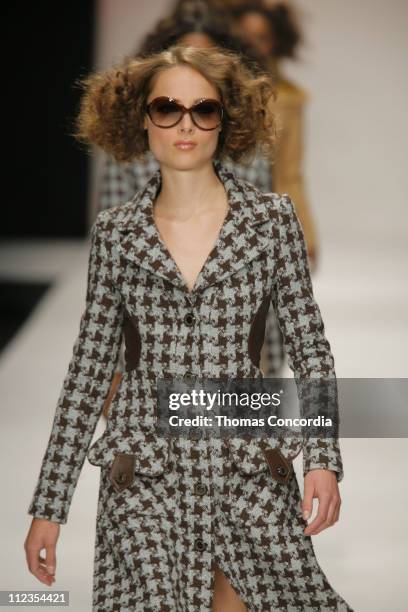 Model wearing Louis Verdad Fall 2006 during Mercedes-Benz Fall 2006 L.A. Fashion Week at Smashbox Studios - Louis Verdad - Runway at Smashbox Studios...