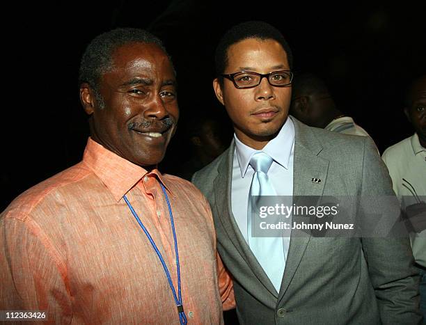 Ed Lewis Singer 559 Terrence Lewis Photos & High Res Pictures - Getty Images