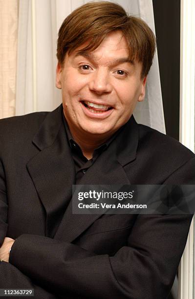 Mike Myers during "The Cat in the Hat" Press Conference with Mike Myers, Dakota Fanning, Kelly Preston and Spencer Breslin at Four Seasons Hotel in...