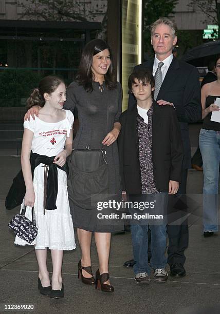 Greta Kline, Phoebe Cates, Kevin Kline and Owen Kline