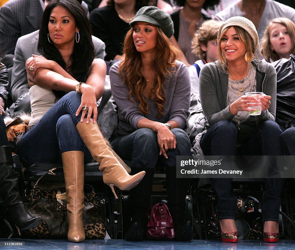 Celebrities Attend New York Knicks Vs New Jersey Nets Game - April 16, 2007