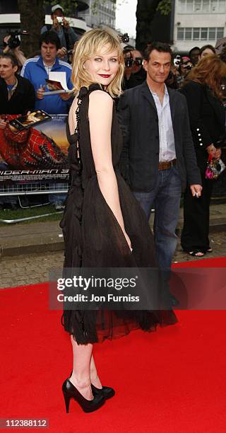 Kirsten Dunst during "Spider-Man 3" London Premiere - Inside Arrivals at Odeon Leicester Square in London, United Kingdom.