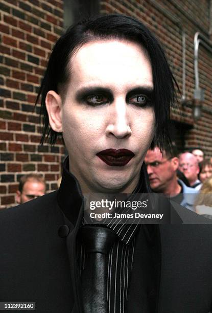 Marilyn Manson during Marilyn Manson, Megan Mullally, The Libertines, Johnny Knoxville Visit the "Late Show with David Letterman" - May 8, 2003 at Ed...
