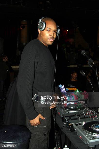 Dee Nice during Bilal in Concert with Guests Musiq, Keyshia Cole and Jaguar Wright - December 11, 2004 at B.B.Kings in New York City, New York,...