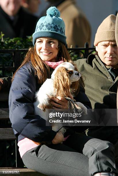 Kristin Davis and Evan Handler during Kristin Davis on the Set of "Sex and the City" - December 12, 2003 at 23rd and Broadway Dogwalk in New York...