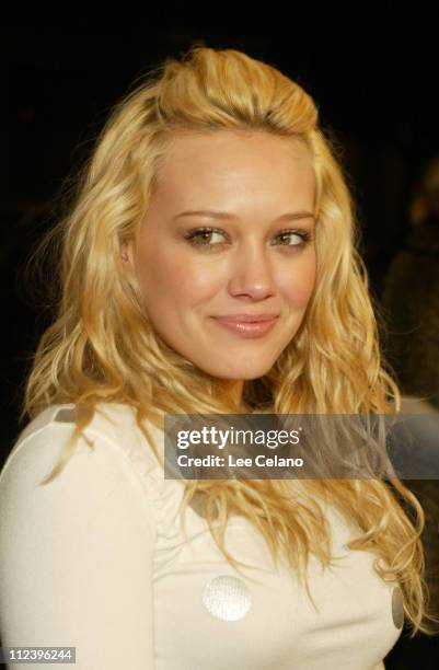 Hilary Duff during "Cheaper by the Dozen" - Los Angeles Premiere - Red Carpet at Mann's Grauman's Chinese Theatre in Hollywood, California, United...