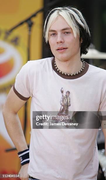 Evan Taubenfeld during Avril Lavigne Performs on "The Today Show" Summer Concert Series - May 21, 2004 at NBC Studios, Rockefeller Plaza in New York...