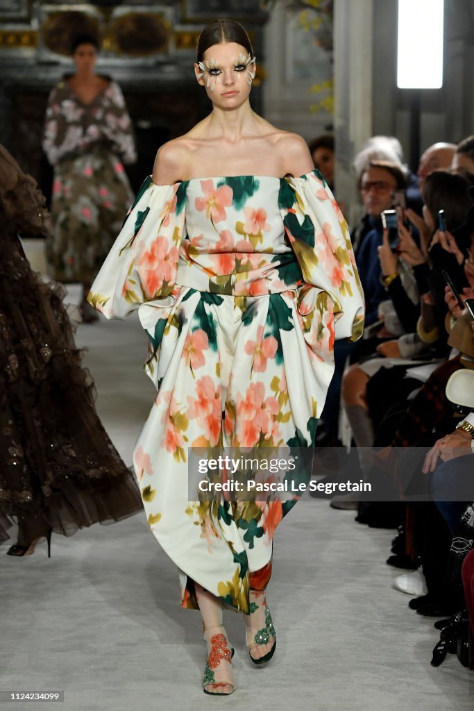 Valentino : Runway - Paris Fashion Week - Haute Couture Spring Summer 2019