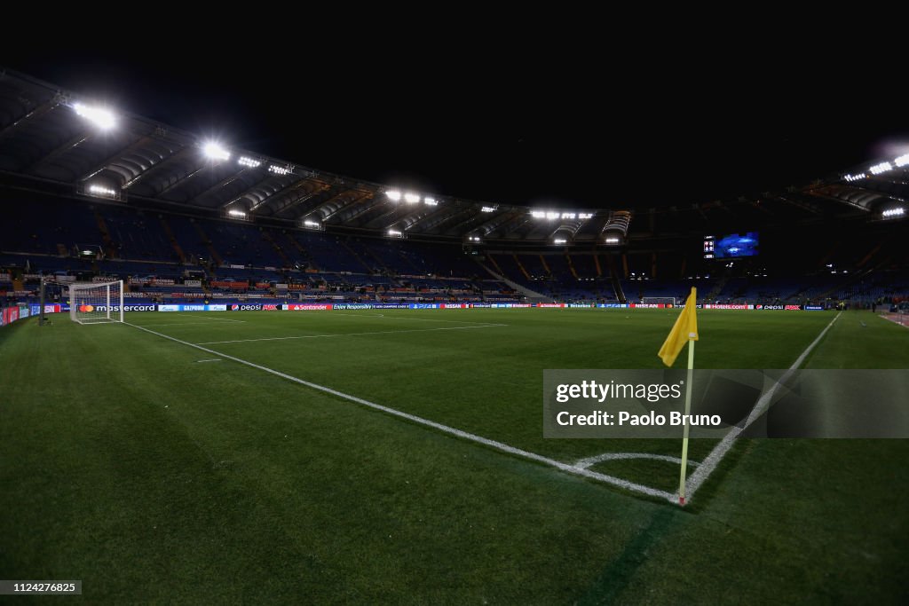 AS Roma v FC Porto - UEFA Champions League Round of 16: First Leg