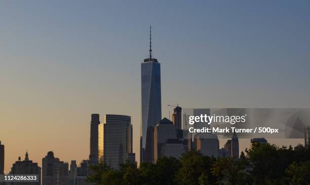 world trade center at dawn - parque battery stock pictures, royalty-free photos & images