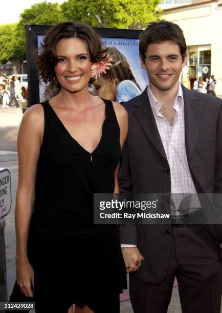 Lisa Linde and James Marsden during "The Notebook" New Line Cinema Los Angeles Premiere at Mann Village Theatre in Westwood, California, United...
