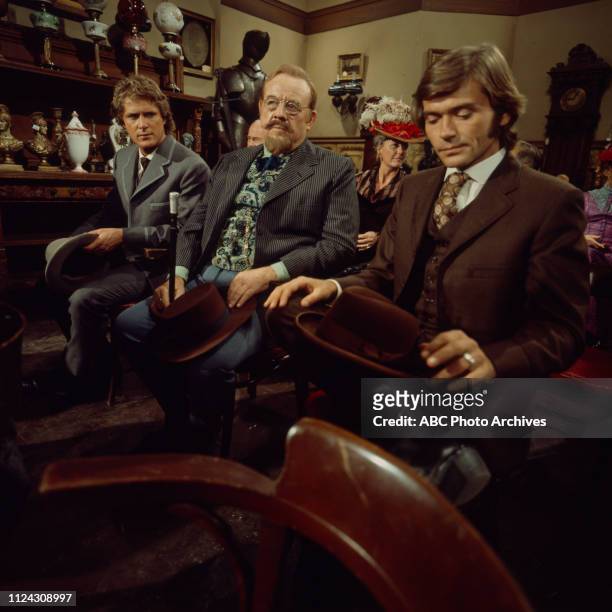 Ben Murphy, Burl Ives, Pete Duel, extras appearing in the Disney General Entertainment Content via Getty Images series 'Alias Smith and Jones'.