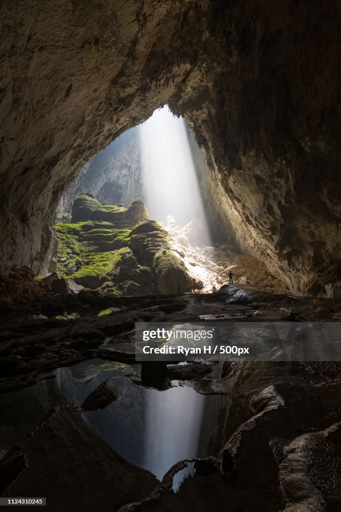 Cavernous Spotlight