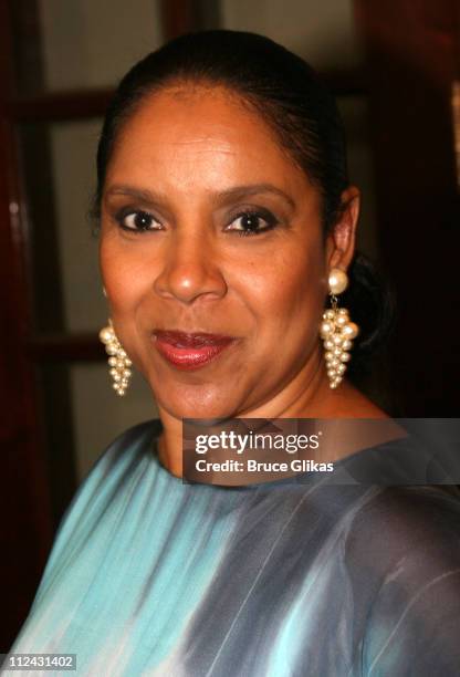 Pylicia Rashad Everyday 4,212 Phylicia Rashad Photos & High Res Pictures - Getty Images