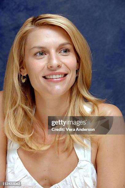 Claire Danes during "Evening" Press Conference with Michael Cunningham, Natasha Richardson, Mamie Gummer, Claire Danes and Vanessa Redgrave at...