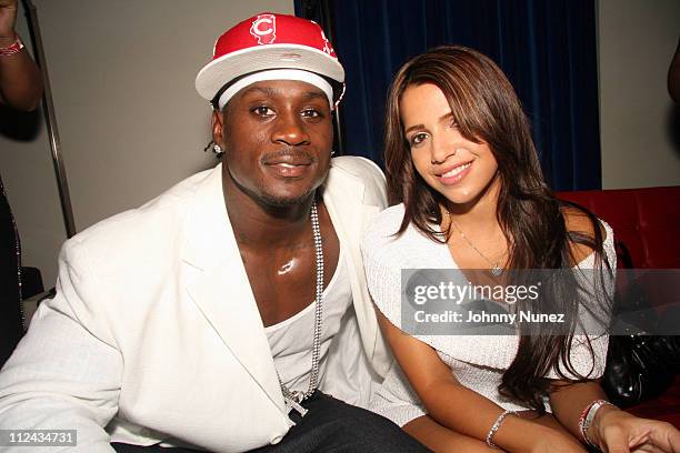 Thomas Jones and Vida Guerra during Chicago Bears Adewale Ogunleye and Thomas Jones Birthday Party - August 25, 2006 at Victor Hotel in Chicago,...