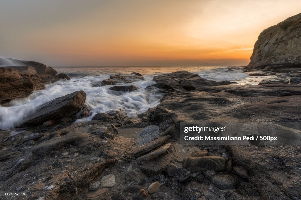 The Waves Among The Rocks