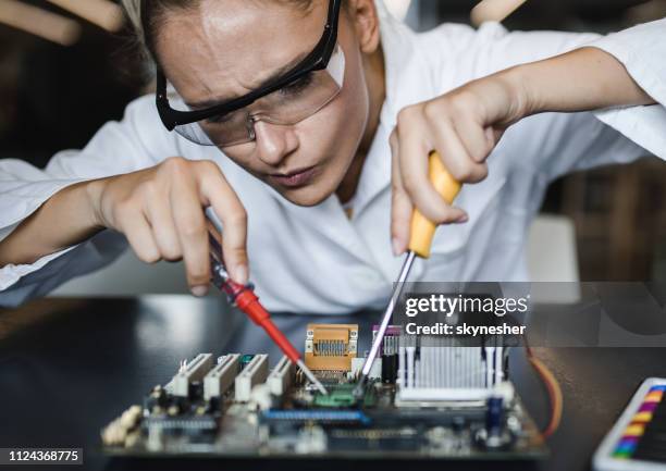 Computer Lab Nerds 252 Nerd Labcoat Stock Photos, High-Res Pictures, and Images - Getty Images