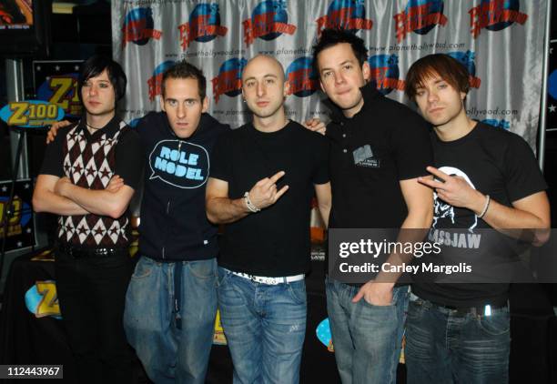 David Desrosiers, Chuck Comeau, Jeff Stinco, Pierre Bouvier and Sebastien Lefebvre of Simple Plan